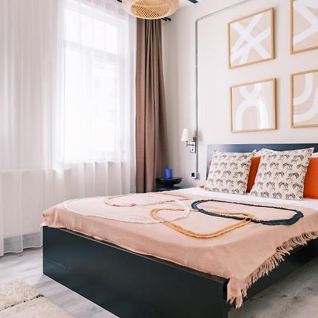 Renovated Modern Flat In Istiklal Avenue Appartement Istanboel Buitenkant foto